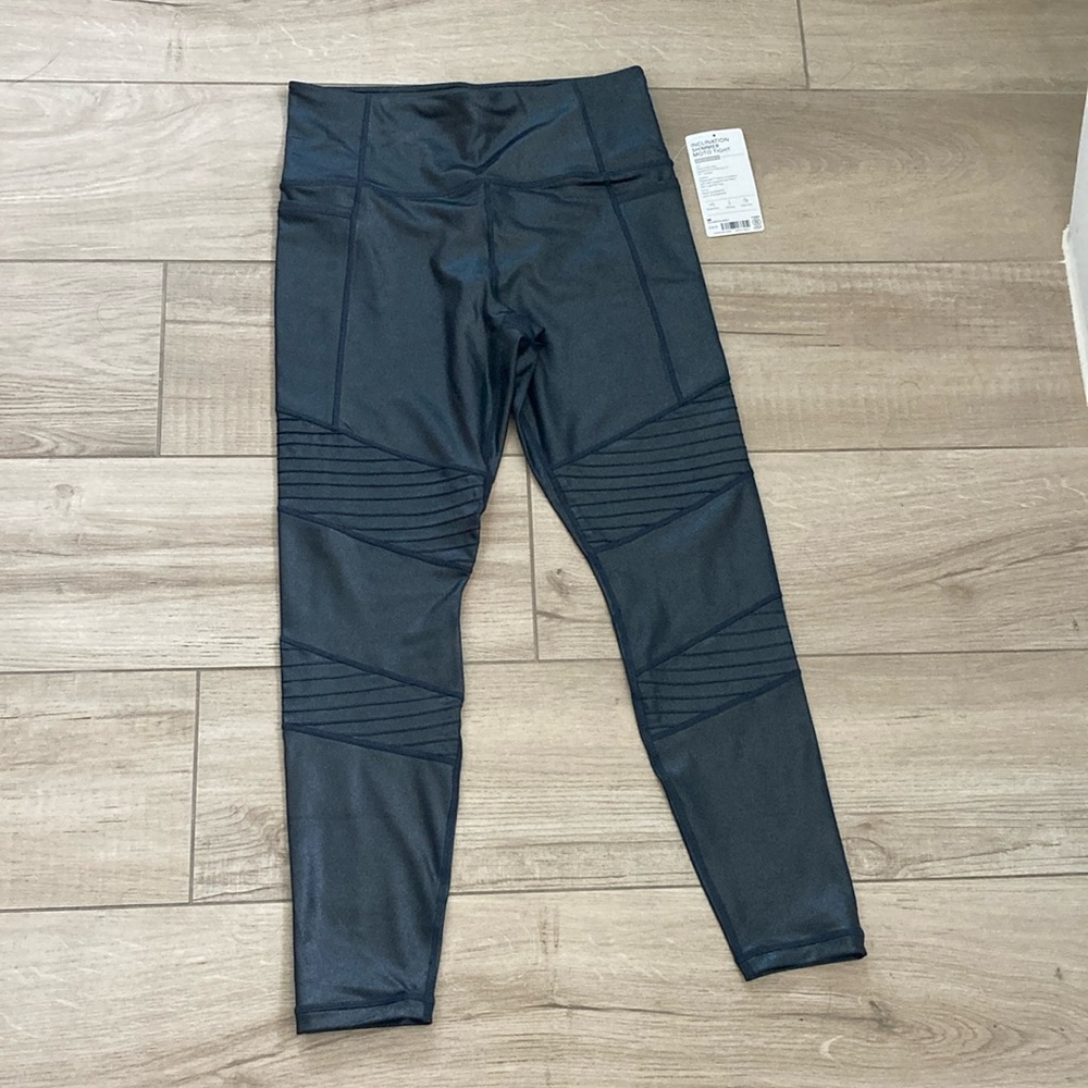 NWT! Athleta shimmer tights